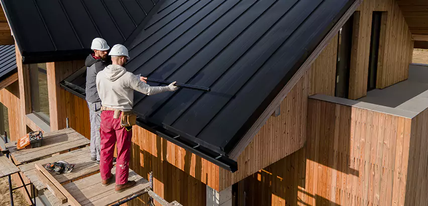 Metal Roof Maintenance in Rio Rancho