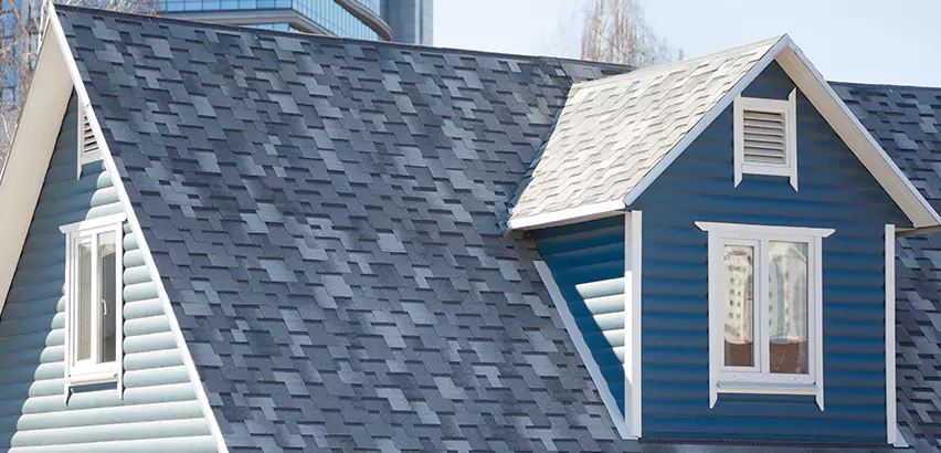 Shingle Roof Maintenance in Rio Rancho