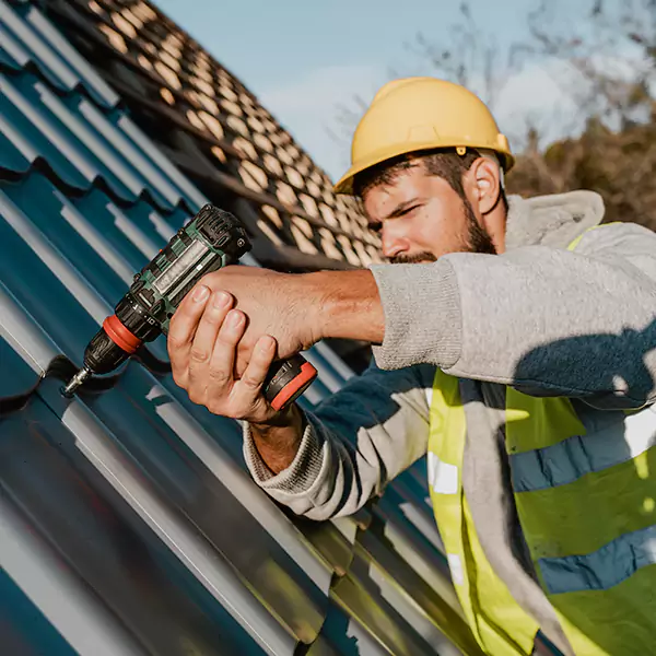 Why Rio Rancho Homeowners Choose Rio Rancho Roofing Pro for Steel Roof Repair Service?